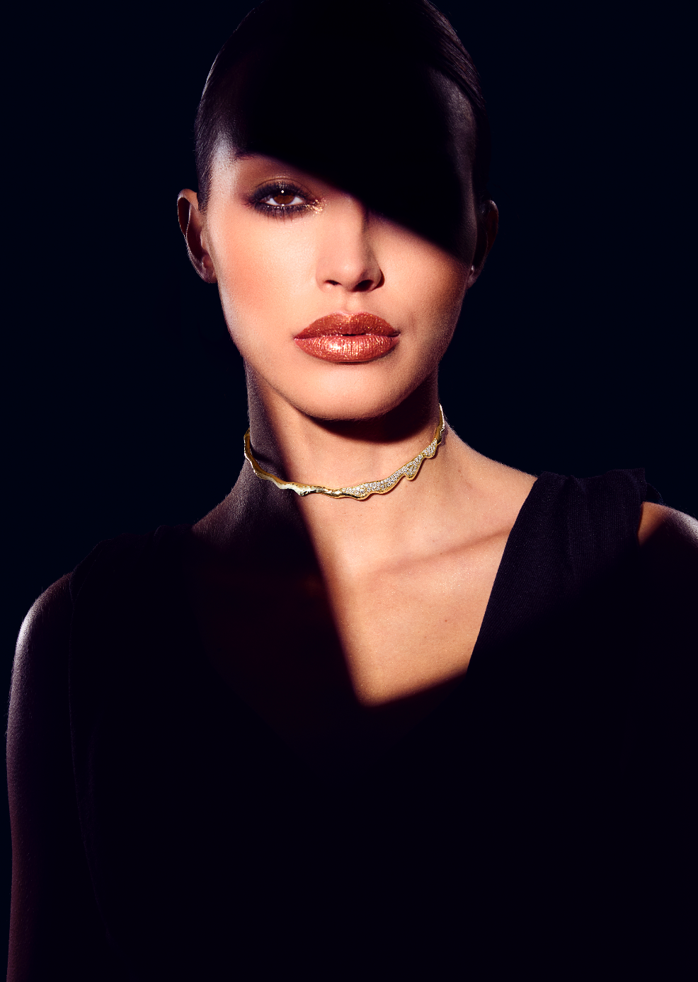 EUPHORIA CHOKER